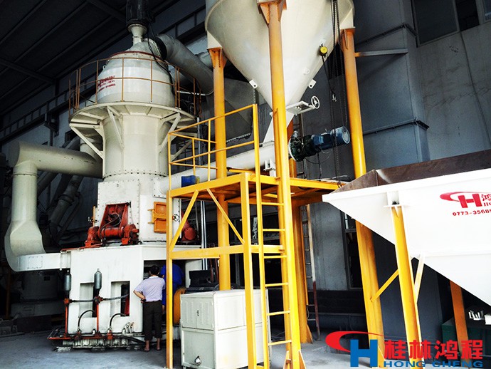 合山年產(chǎn)10萬噸氧化鈣制粉超細(xì)粉立磨案例現(xiàn)場(chǎng)圖片 合山年產(chǎn)10萬噸氧化鈣制粉超細(xì)粉立磨案例現(xiàn)場(chǎng)圖片