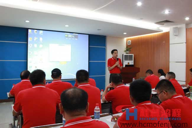 桂林鴻程總經理容棟國強調立磨銷售擺首位 桂林鴻程總經理容棟國強調立磨銷售擺首位