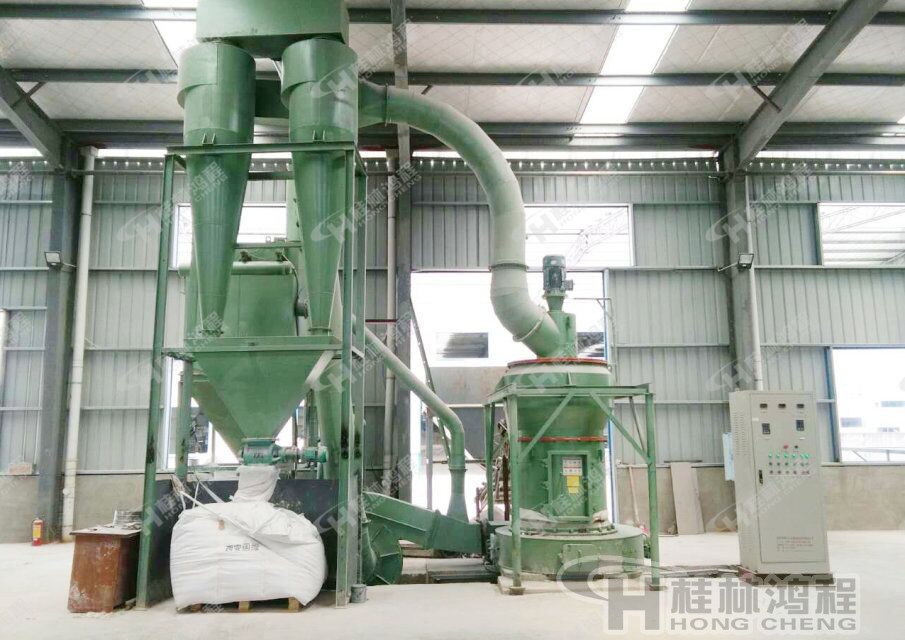 桂林鴻程雜鹵石雷蒙磨粉機，雜鹵石磨機，雜鹵石磨粉機-HC系列縱擺式磨粉機環保設備