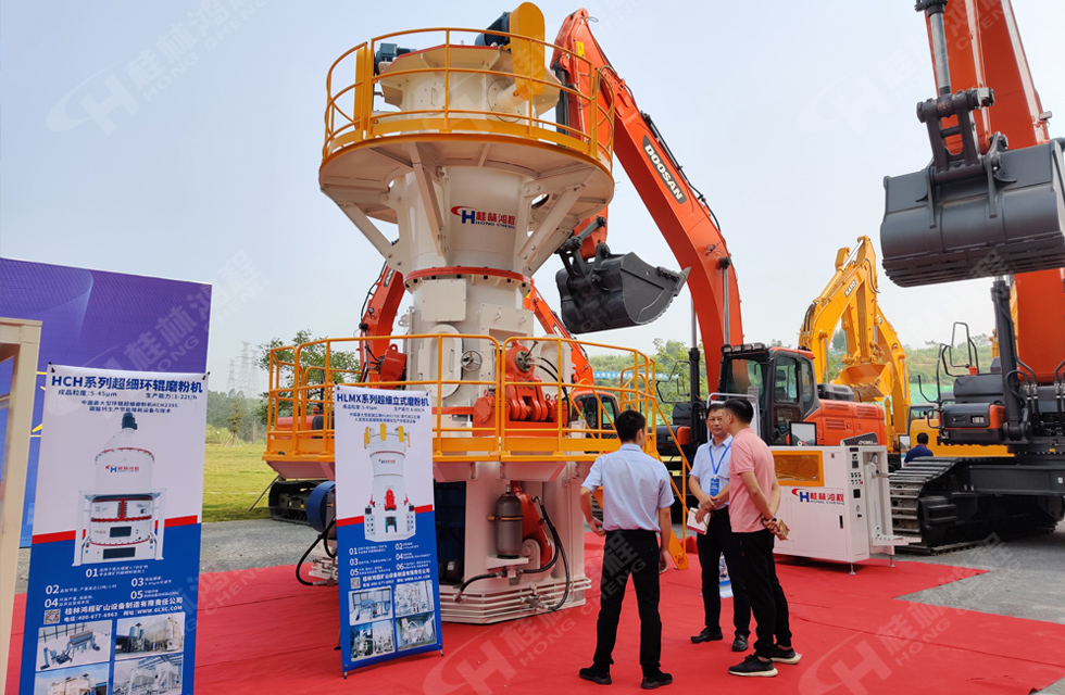 桂林鴻程榮耀亮相第三屆中國(guó)(賀州)石材?碳酸鈣展覽會(huì) 桂林鴻程榮耀亮相第三屆中國(guó)(賀州)石材?碳酸鈣展覽會(huì)