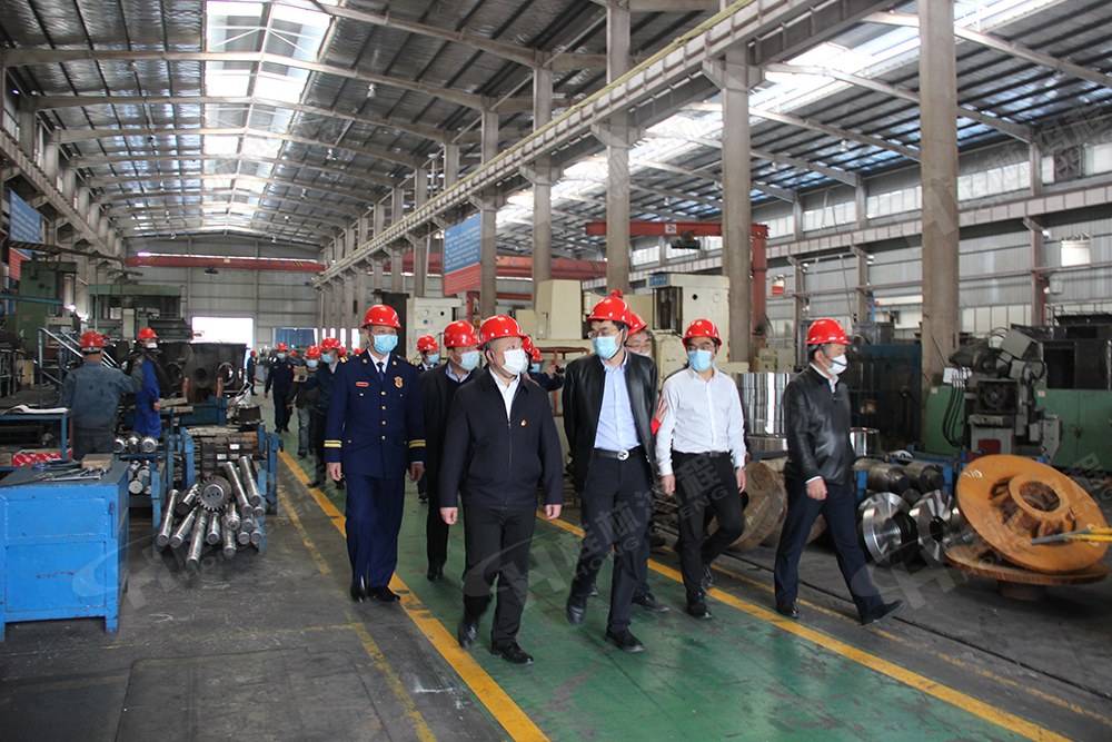 2021.2.5桂林市副市長(zhǎng)來(lái)公司做安全大檢查 2021.2.5桂林市副市長(zhǎng)來(lái)公司做安全大檢查