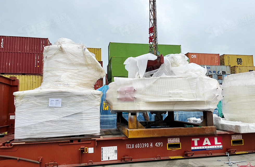 【發貨】海內外訂單火爆,大批鴻程設備奔赴全球! 【發貨】海內外訂單火爆,大批鴻程設備奔赴全球!